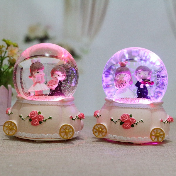 quả cầu tuyết wedding love