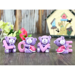 tượng gấu ôm chữ love